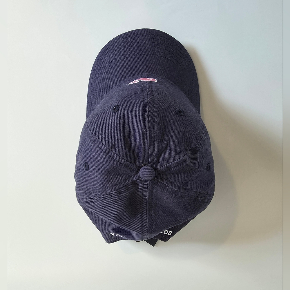 NWT Vinyard Vines Pink Whale Logo Baseball Hat in Vineyard Navy Women's - Picture 4 of 8